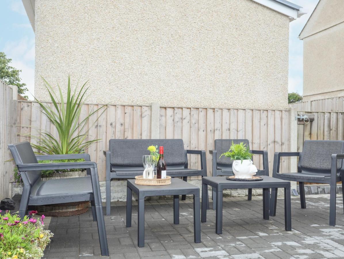 Rhiwlas Bach Benllech Exterior photo